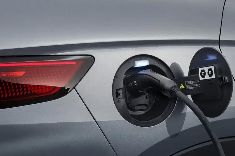 4078955 1.5 DM-i Boost 5dr Auto