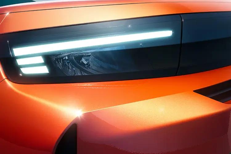 4002085 83kW Ultimate 44kWh 5dr Auto